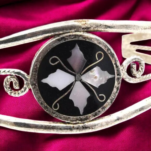 Vintage Floral Alpaca Mexico Enamel MOP Cuff Bracelet Silver Tone - Picture 2 of 7